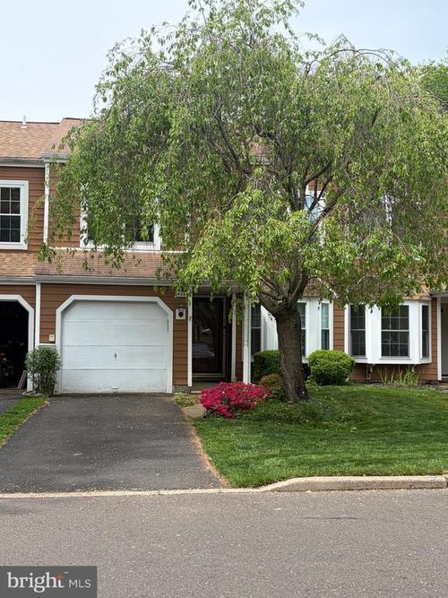 433 Trumbull Ct, NEWTOWN, PA, 18940-1770 | Card Image