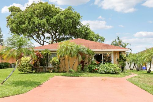 5373 Gene Cir, West Palm Beach, FL, 33415-4735 | Card Image