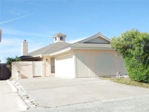 15305 Caravel Dr, Corpus Christi, TX, 78418-6368 | Card Image