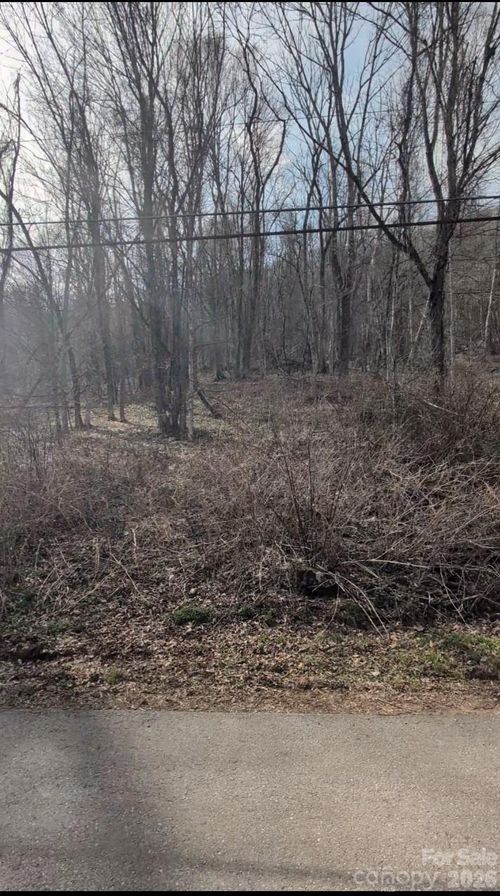 210 Apple Creek Rd, Waynesville, NC, 28786-9291 | Card Image