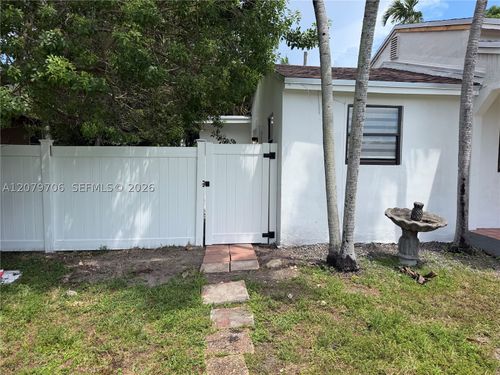 a-6871 Sw 37th St, Miami, FL, 33155-3723 | Card Image