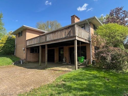 1616 Woodland Dr, Coshocton, OH, 43812-3151 | Card Image