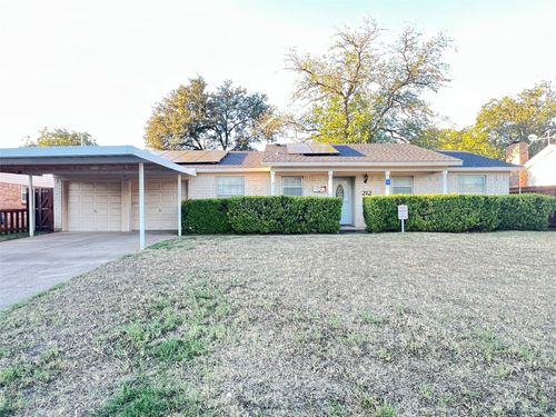 212 Straw Rd, Saginaw, TX, 76179-2124 | Card Image