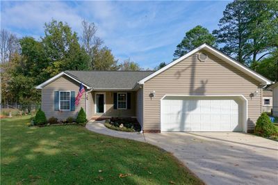 114 Ellis Road, House other with 3 bedrooms, 2 bathrooms and null parking in Rossville GA | Image 2