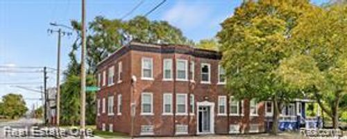 2282 Belvidere St, Detroit, MI, 48214-3054 | Card Image