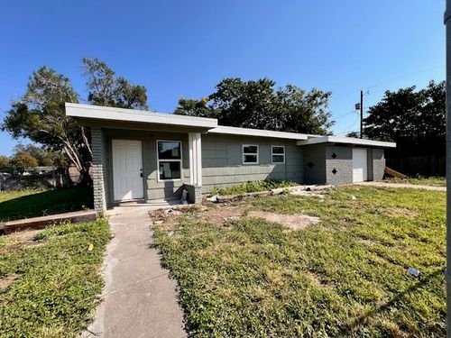 3801 Lamont St, Corpus Christi, TX, 78415-2527 | Card Image