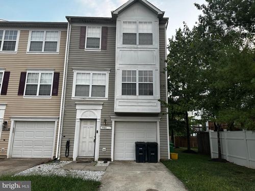 9901 Cranapple Ct, SPRINGDALE, MD, 20774-7522 | Card Image