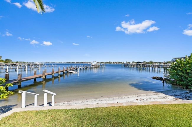 200 N Lake Dr, House other with 5 bedrooms, 5 bathrooms and null parking in Lantana FL | Image 49