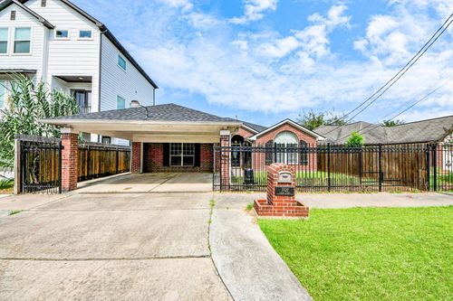 5920 Conley St, Houston, TX, 77021-2604 | Card Image