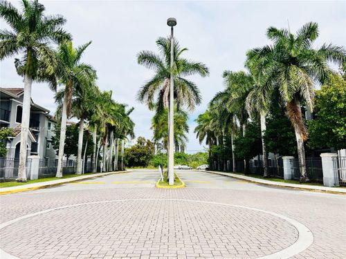 8102-15410 Sw 284th St, Homestead, FL, 33033-1313 | Card Image