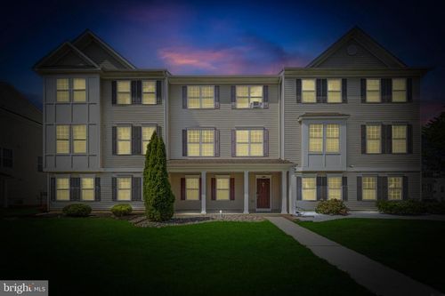 29 Mountie Ln, CHESTERFIELD, NJ, 08515-2932 | Card Image