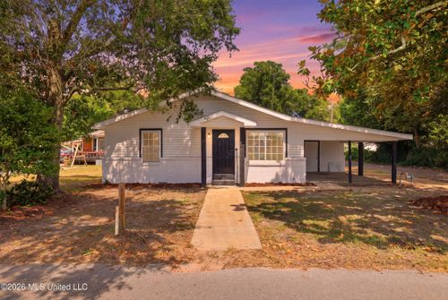 2900 8th Ave, Gulfport, MS, 39501-5309 | Card Image
