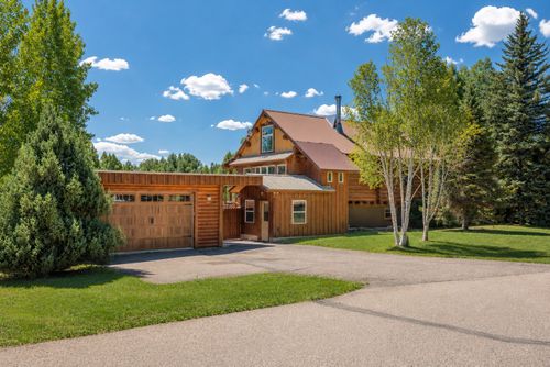 40546 Steamboat Dr, Steamboat Springs, CO, 80487-9565 | Card Image