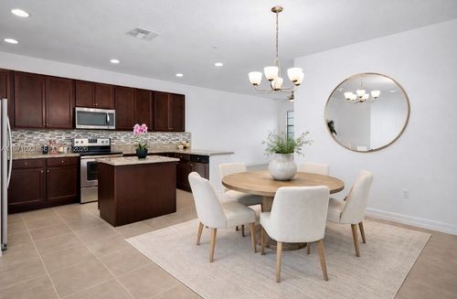 11351-11351 Sw 15th St, Pembroke Pines, FL, 33025-4821 | Card Image