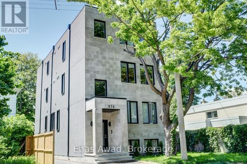 b-974 Hooper Street, Ottawa, ON, K1Z6K3 | Card Image
