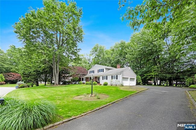 66 Hoffman Ct, House other with 4 bedrooms, 3 bathrooms and null parking in River Vale NJ | Image 4