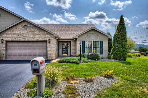 501 Kristi Drive, Hempfield Twp, PA, 15601 | Card Image