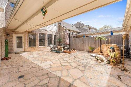2411 Clippers Sq, Houston, TX, 77058-3742 | Card Image