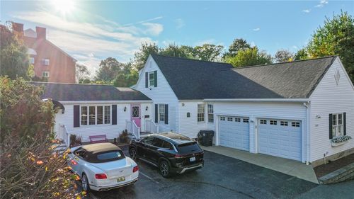 1682 Douglas Ave, North Providence, RI, 02904-3870 | Card Image