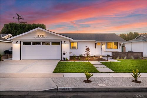 15801 Carrie Ln, Huntington Beach, CA, 92647-2878 | Card Image
