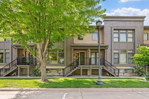 326 E Travelers Trl, Burnsville, MN, 55337-2885 | Card Image