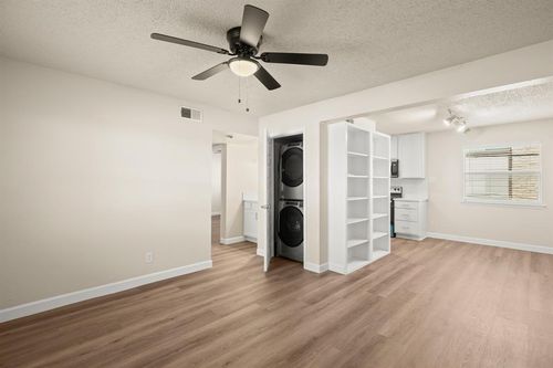 112-2408 Longview St, Austin, TX, 78705-4223 | Card Image