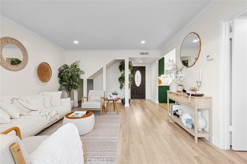 11077 Robinson Dr, Stanton, CA, 90680-2937 | Card Image
