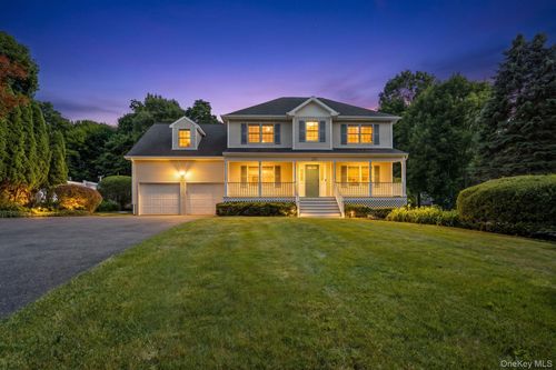 2211 Crompond Rd, Yorktown Heights, NY, 10598-3735 | Card Image