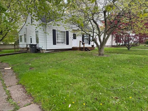 21270 Hillcrest St, Clinton Township, MI, 48036-1587 | Card Image