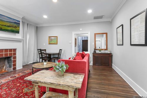 2103 Government St, Baton Rouge, LA, 70806-5312 | Card Image
