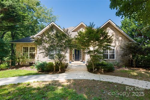 47 Timberwood Dr, Asheville, NC, 28806-5105 | Card Image