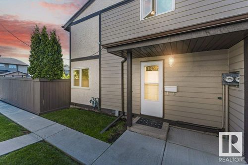 714 Clareview Rd Nw, Edmonton, AB, T5A4J7 | Card Image