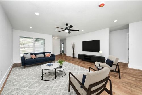 10411 Westray St, Houston, TX, 77043-1823 | Card Image