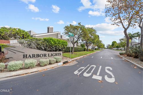2547 Broderick Way, Port Hueneme, CA, 93041-2105 | Card Image