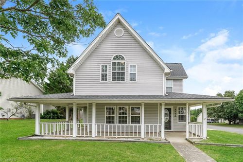4875 Lance Ridge Ln, Winston Salem, NC, 27127-7602 | Card Image
