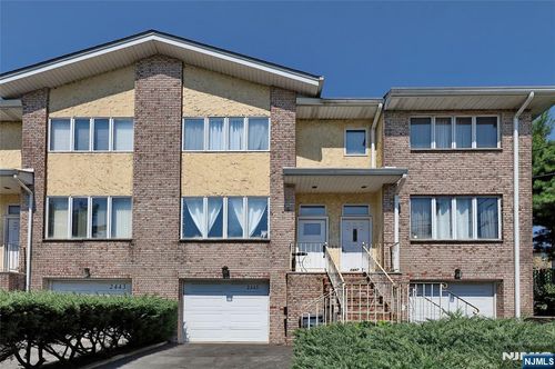 2445 6th St, Fort Lee, NJ, 07024-7836 | Card Image
