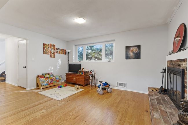 15 Holiday Rd, House other with 3 bedrooms, 2 bathrooms and 6 parking in Wayland MA | Image 27
