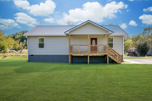 116 Fairground Dr, Waverly, TN, 37185-1727 | Card Image