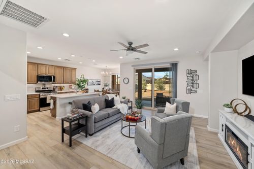 1820 N Banneker Ln, Green Valley, AZ, 85614-0089 | Card Image