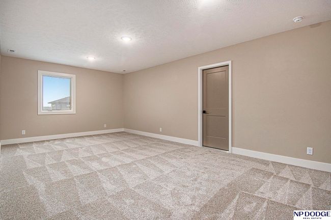 3301 S 212 Th St, House other with 4 bedrooms, 4 bathrooms and 3 parking in Elkhorn NE | Image 31