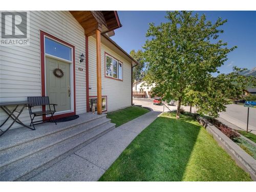 1A Spruce Pl, Fernie, BC, V0B1M4 | Card Image