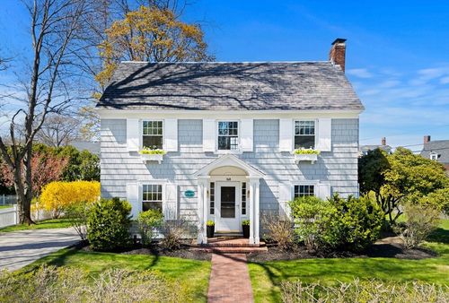 168 Hovey St, Lowell, MA, 01852-3806 | Card Image