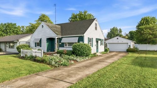 1172 Westwood Drive Nw, Warren, OH, 44485 | Card Image