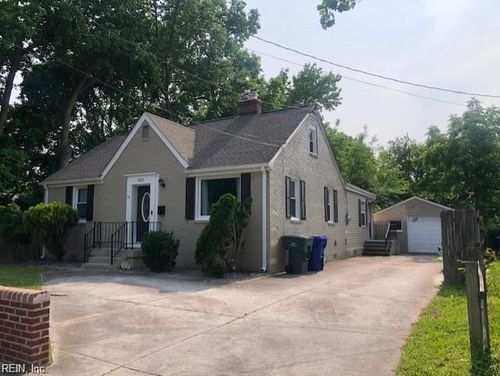 8213 Kathy Ct, Norfolk, VA, 23518-2501 | Card Image