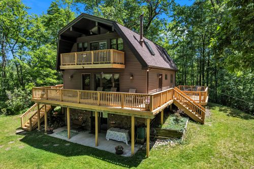 17777 Cavanaugh Lake Rd, Chelsea, MI, 48118-9761 | Card Image