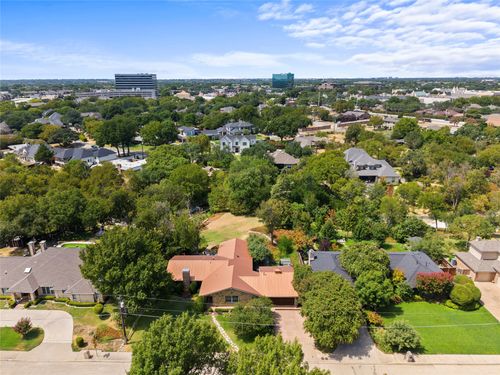 7105 Winding Creek Rd, Dallas, TX, 75252-5831 | Card Image
