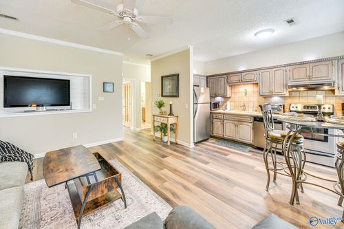 7-8134 Oldfield Rd Sw, Huntsville, AL, 35802-4507 | Card Image