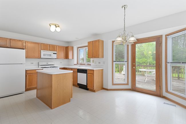 118 Matthias Ct, House other with 4 bedrooms, 3 bathrooms and 2 parking in North Aurora IL | Image 8