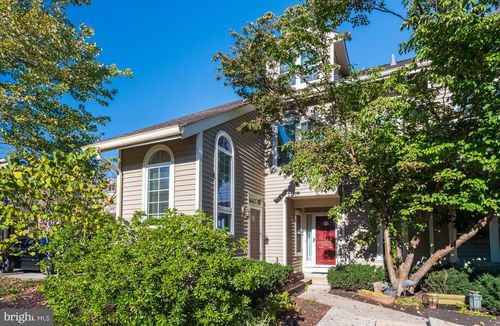 608 Cheswold Ct, CHESTERBROOK, PA, 19087-5640 | Card Image