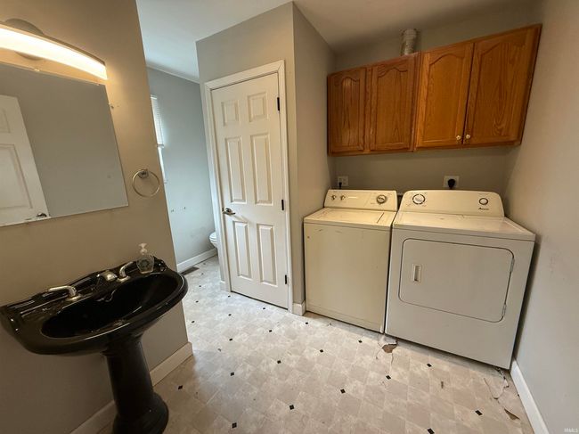 408 N 8 Th St, House other with 2 bedrooms, 2 bathrooms and null parking in Petersburg IN | Image 17